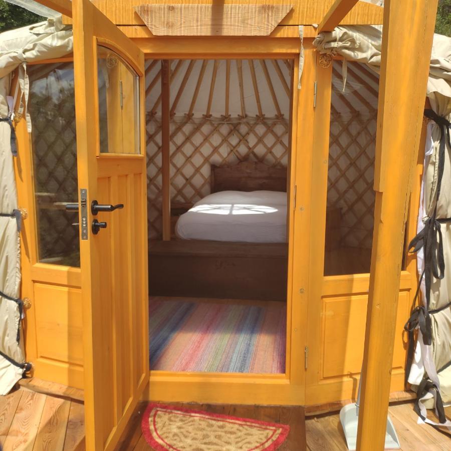 Отель Glamping La Cascina D'Orleans Сен-Пьер Экстерьер фото